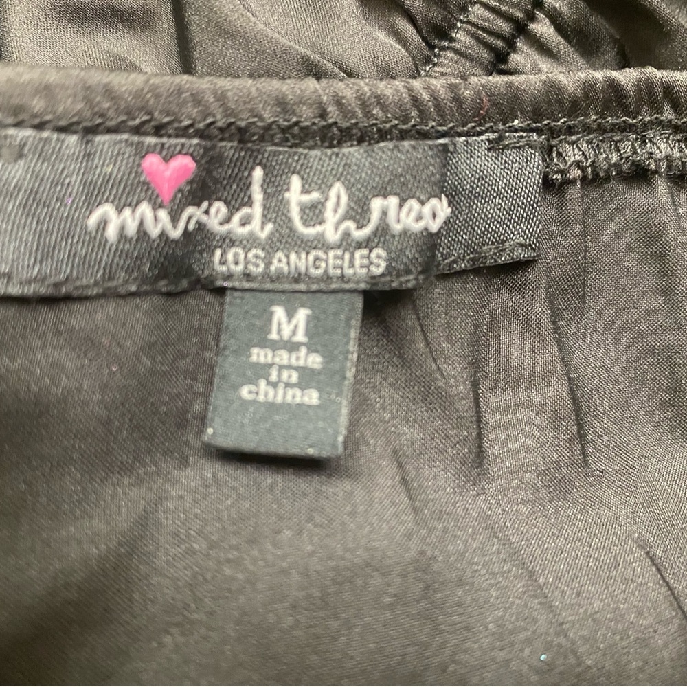 Mixed Threads Los Angeles Satin Black Puff Long Sleeve Crop Top Size Medium NWT - Picture 14 of 16